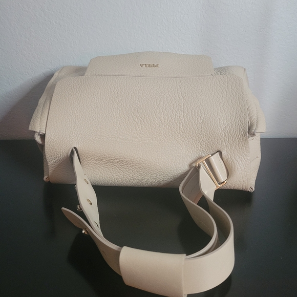 FURLA Capriccio Top Handle  bag - Picture 8 of 16